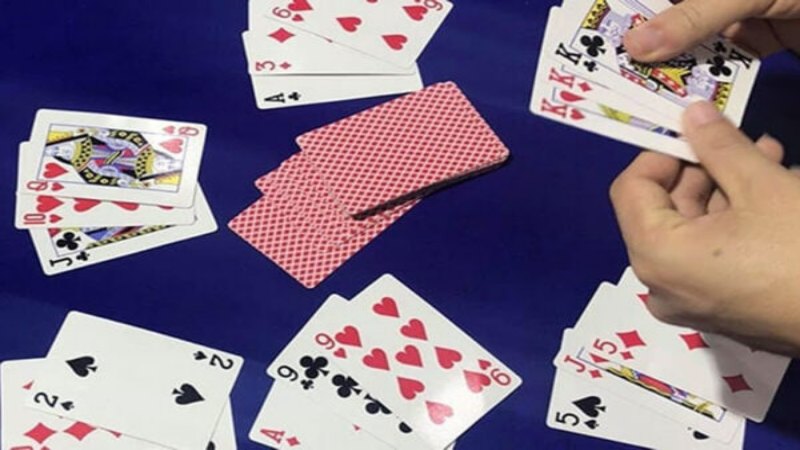 Cách chia bài Cào 9 nút có ưu, nhược điểm là gì?